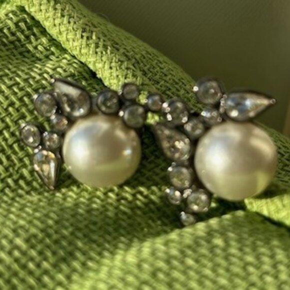 GIVENCHY Faux Pearl Rhinestone EARRINGS - Picture 6 of 8